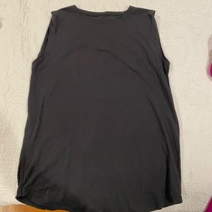Lululemon muscle tee